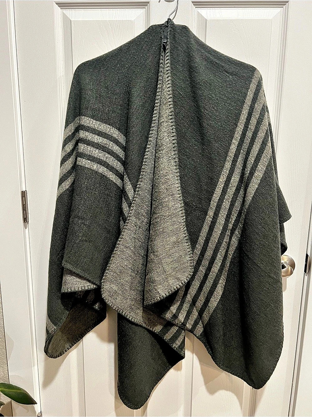 BB Dakota Reversible Stripe Poncho Cape Gray & Black